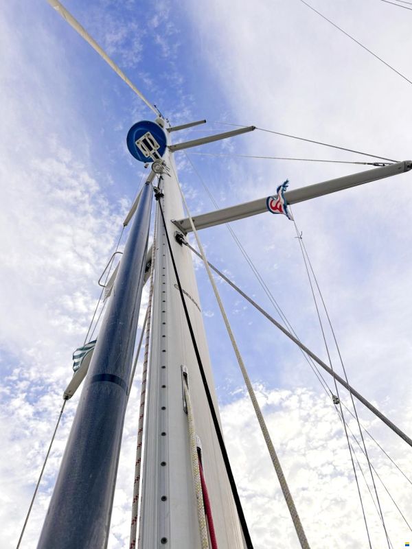 Hallberg-Rassy 412