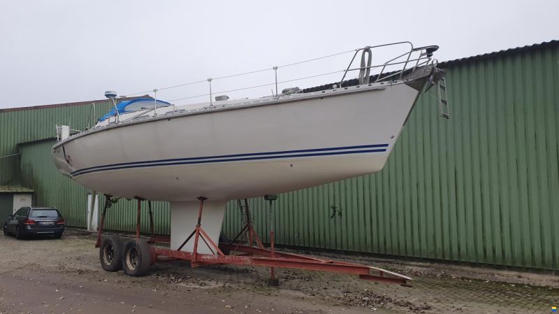 Dromor Athena 44