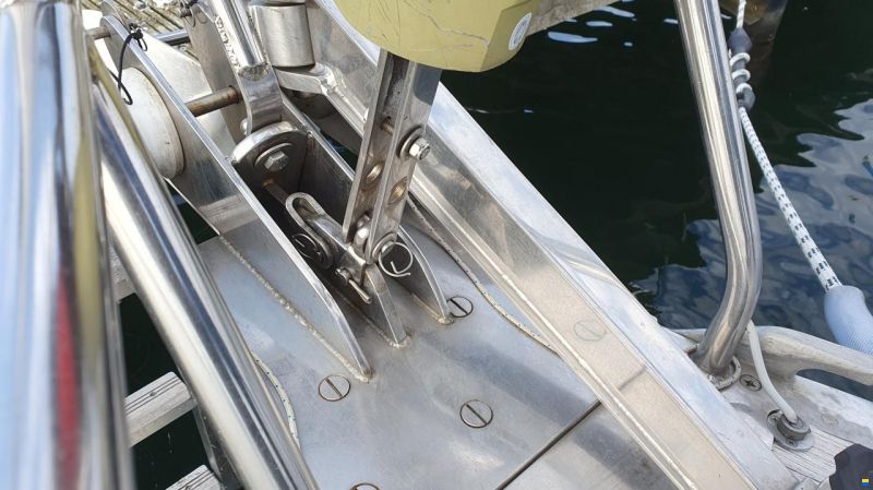 Dromor Athena 44