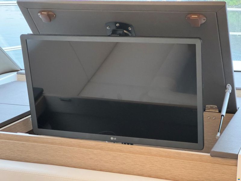 Prestige 420