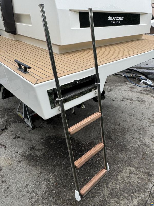 De Antonio D28 Xplorer