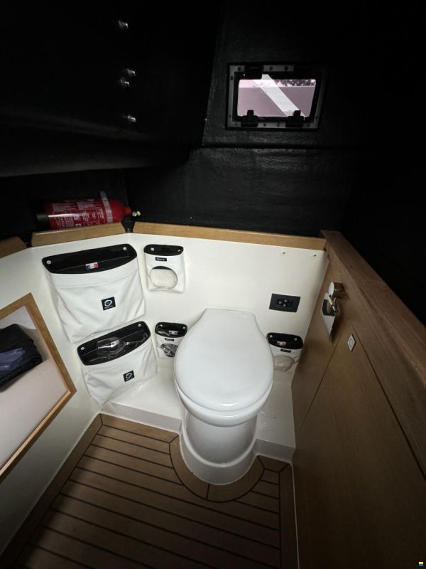 De Antonio D28 Xplorer