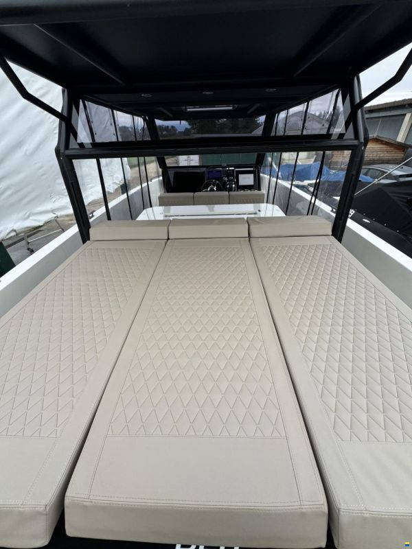 De Antonio D28 Xplorer