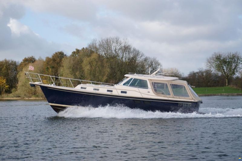 Island Packet Craft 360 Express