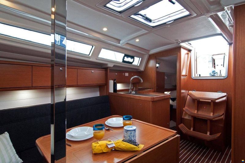 Bavaria Cruiser 34