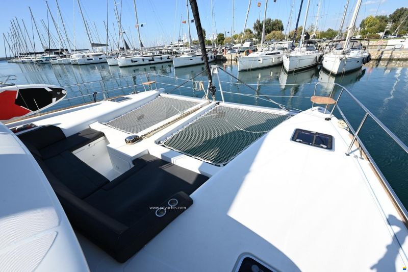 Lagoon 450 F