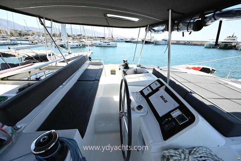 Lagoon 450 F