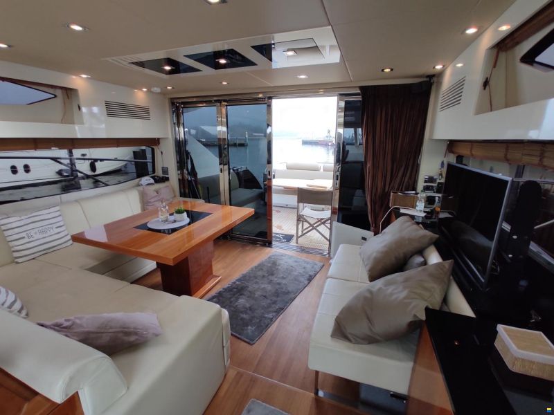 Sunseeker Predator 64