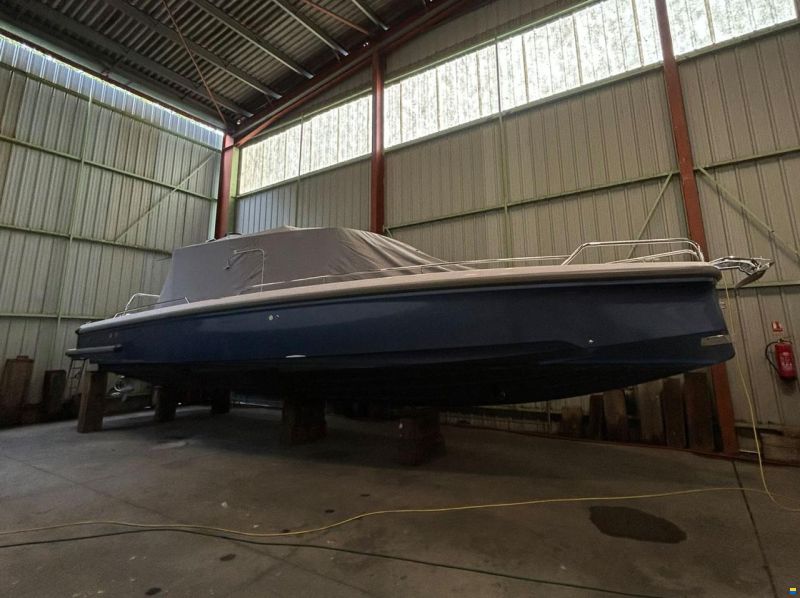 Axopar 37 Cross Cabin inkl. Gyro