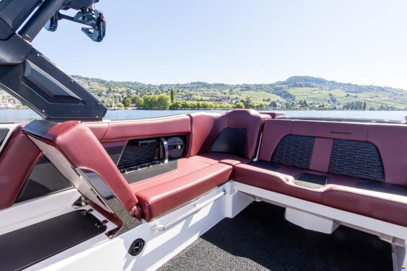 MasterCraft X24 | 2024 | White & Grey