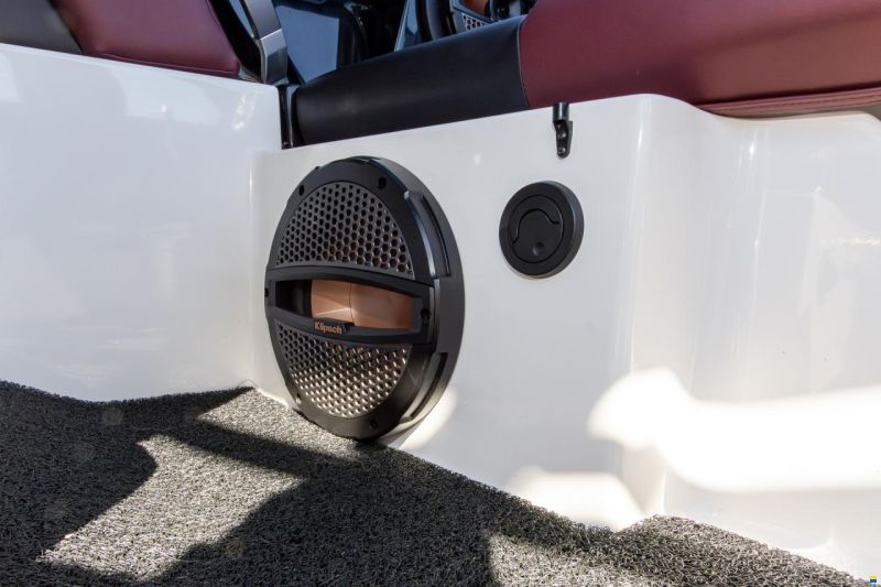 MasterCraft X24 | 2024 | White & Grey