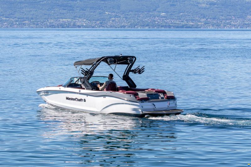 MasterCraft X24 | 2024 | White & Grey