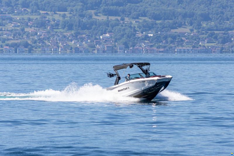 MasterCraft X24 | 2024 | White & Grey