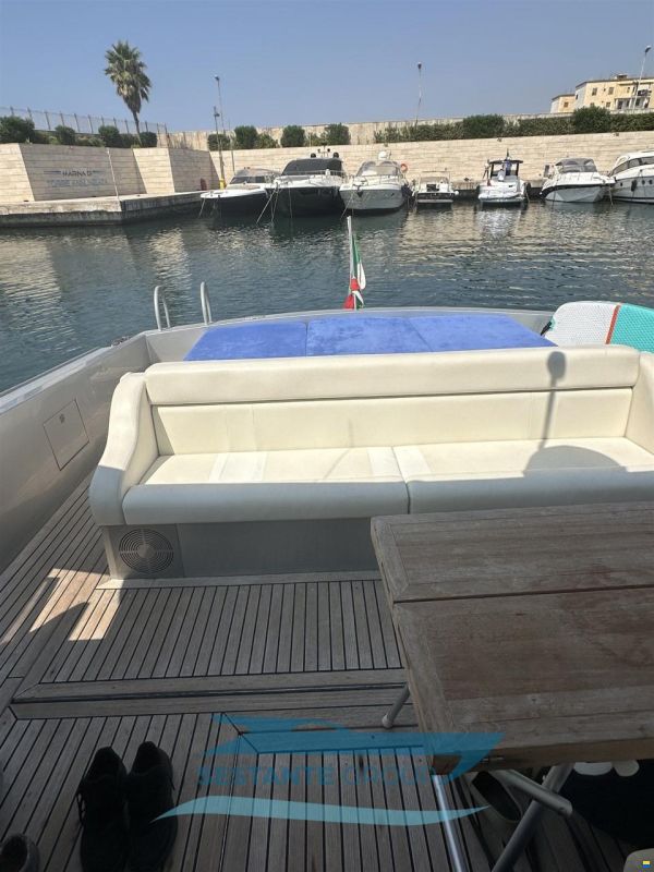 Magnum 53' Sport