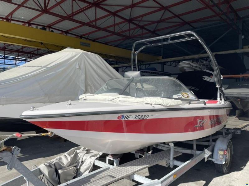 Correct Craft Nautique 2001