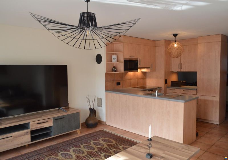 Marina-Wohnung mit Bootsliegeplatz 9×3 m