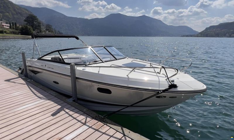 Sea Ray 250 SSE