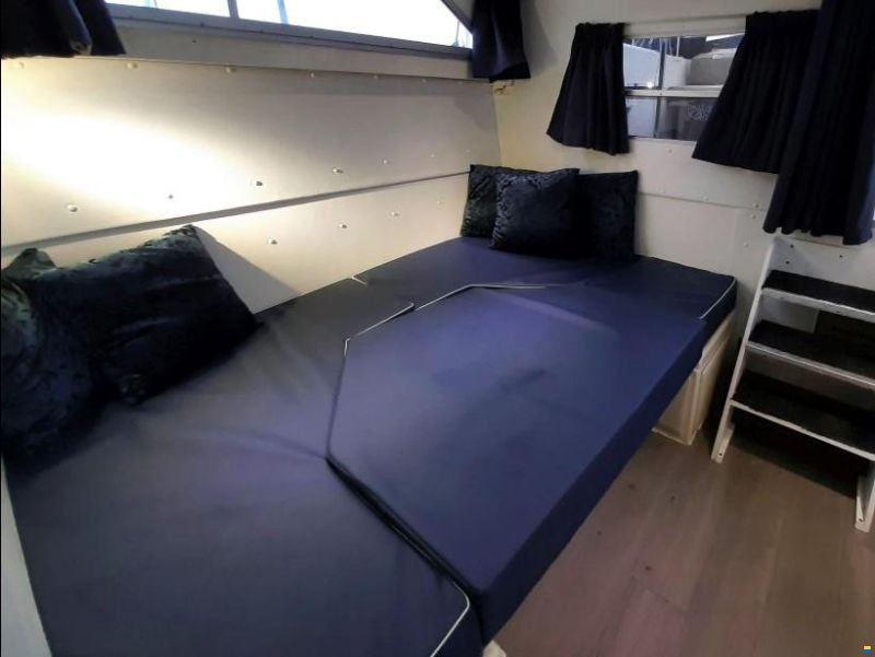 Fairline Phantom 32