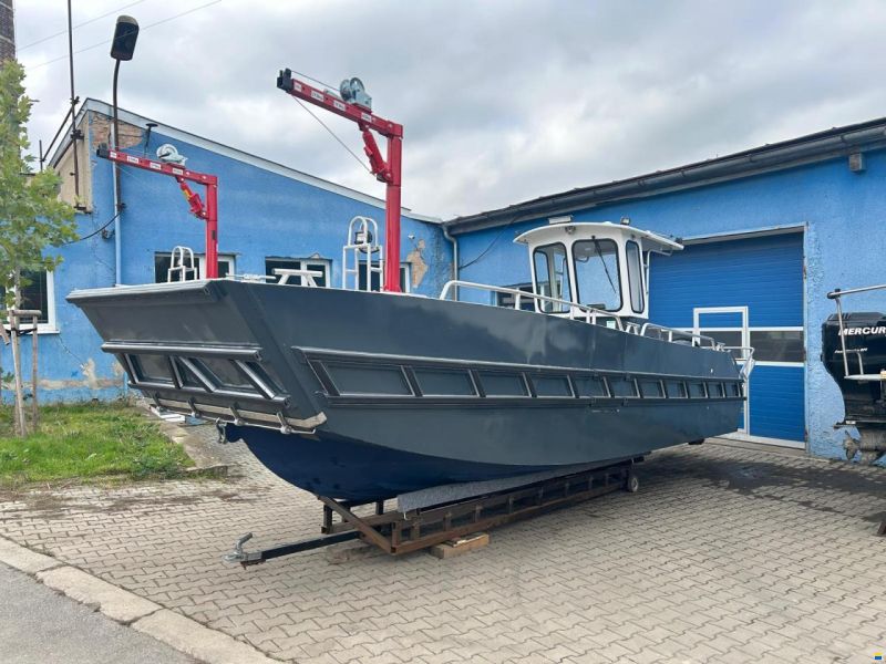 VIKING 23 feet
