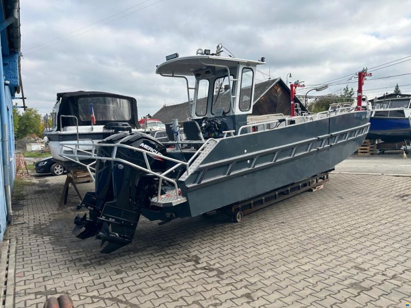 VIKING 23 feet