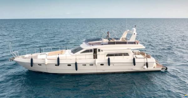 Ferretti 58