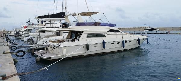 Ferretti 58