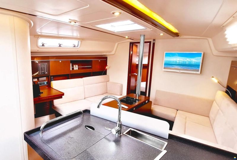Hanse 385