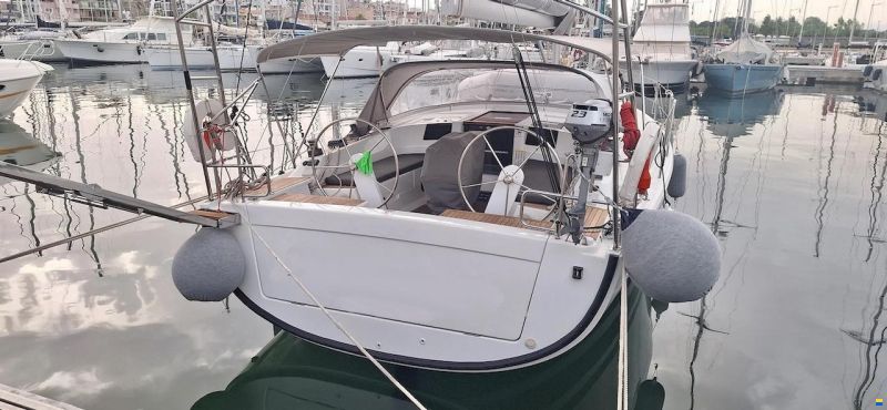 Hanse 385
