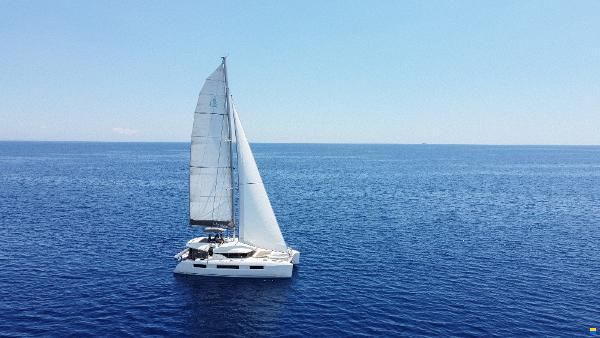 Lagoon 50