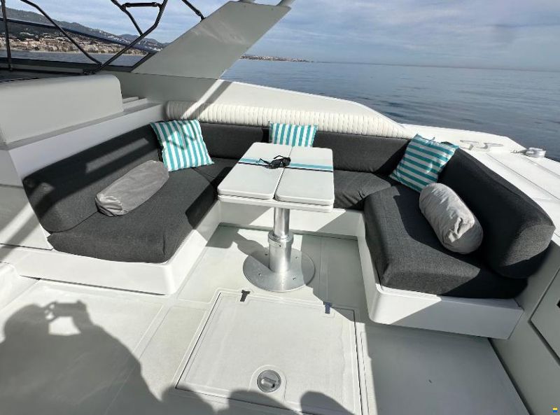 Pershing 45