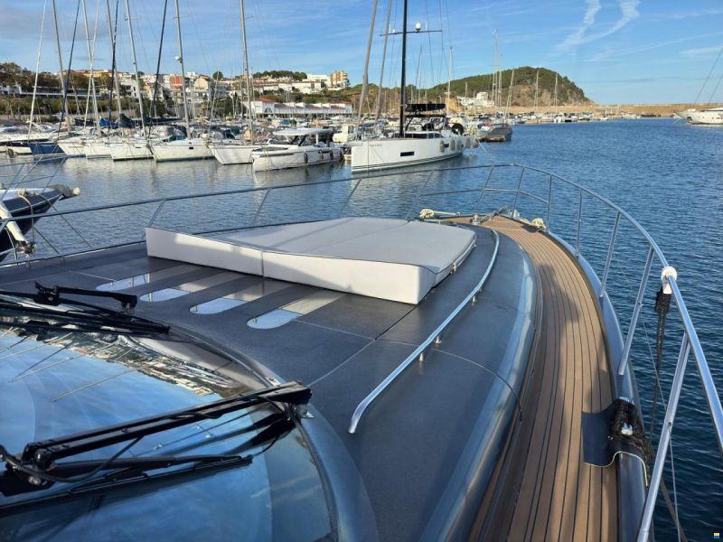 Princess V65