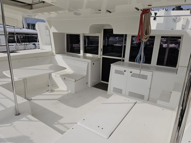 Lagoon 450 F
