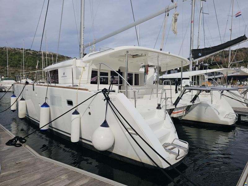 Lagoon 450 F