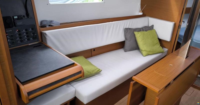 Jeanneau Sun Odyssey 349