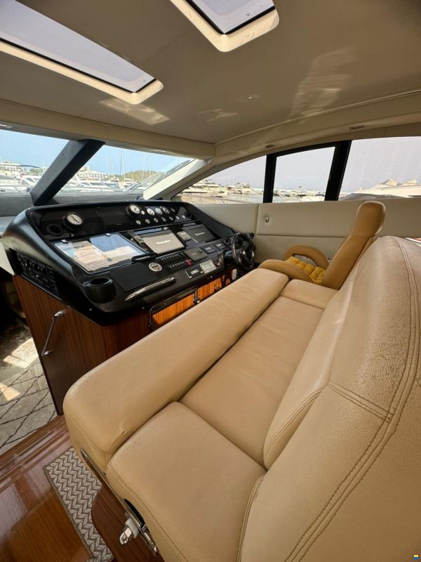 Sunseeker Predator 62
