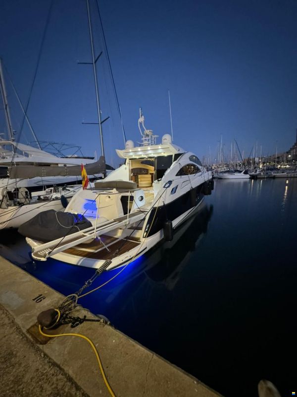 Sunseeker Predator 62