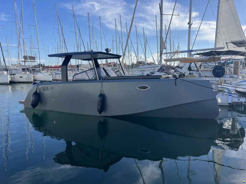 Phantom 9.0 T Top