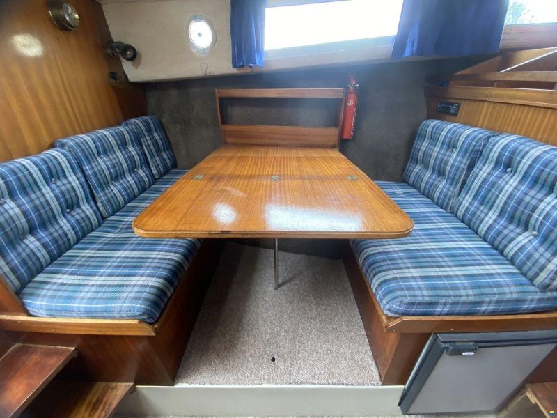 Albin 30