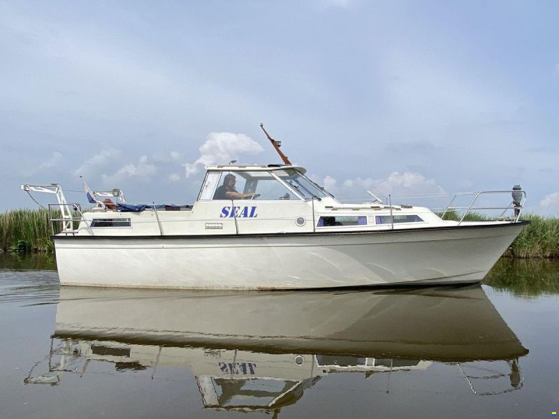 Albin 30