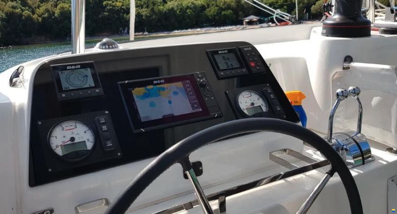 Lagoon 42