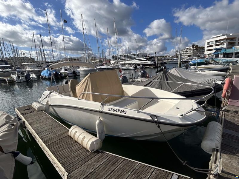 Quicksilver Activ 675 open