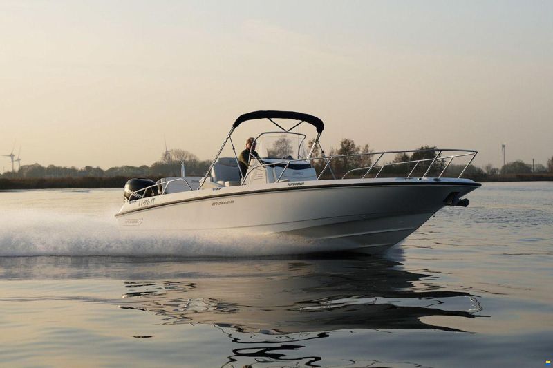 Boston Whaler 270 Dauntless