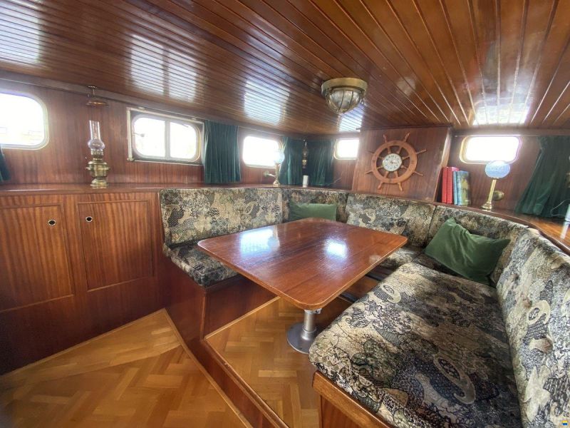 Gillissen 1130 AK Spiegelkotter