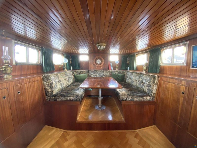 Gillissen 1130 AK Spiegelkotter