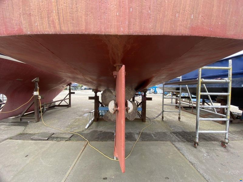 Gillissen 1130 AK Spiegelkotter