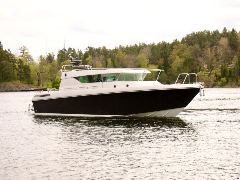 Delta Powerboats 34 SW