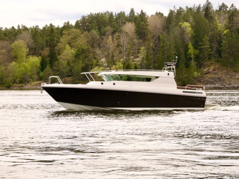 Delta Powerboats 34 SW