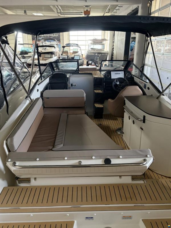 Quicksilver Activ 755 Cruiser