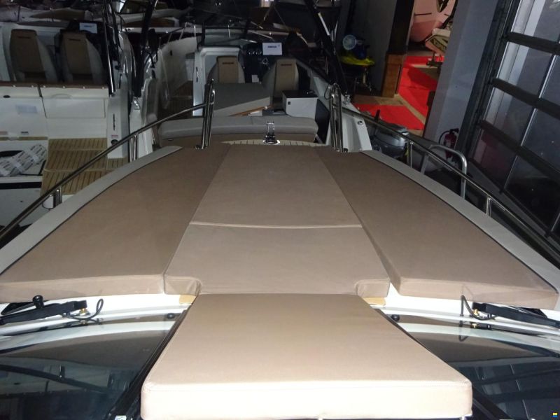 Quicksilver Activ 755 Cruiser