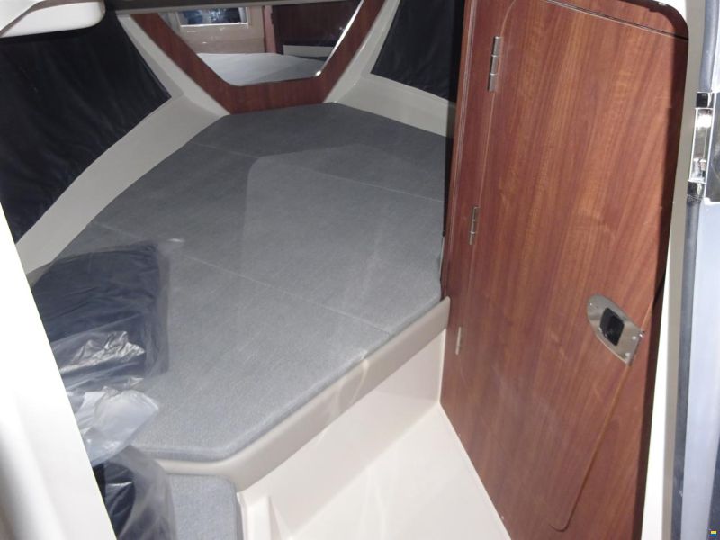 Quicksilver Activ 755 Cruiser